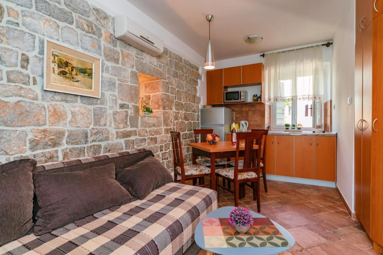 Apartments Bigovo Veljic Tivat Ngoại thất bức ảnh