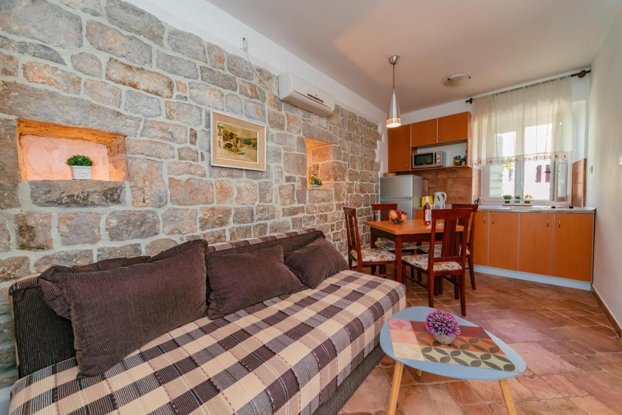 Apartments Bigovo Veljic Tivat Ngoại thất bức ảnh
