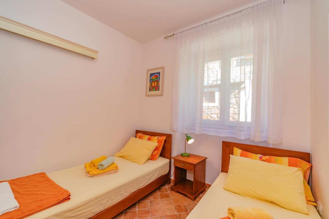 Apartments Bigovo Veljic Tivat Ngoại thất bức ảnh